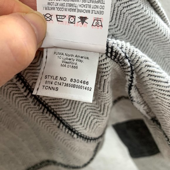 Puma NWT Womens M Gray Long Lifestyle Asymmetrical Herringbone Full Zip Jacket - Picture 13 of 16